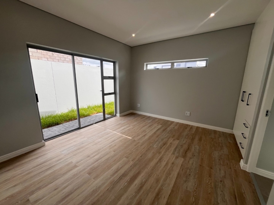 3 Bedroom Property for Sale in Sandown Western Cape
